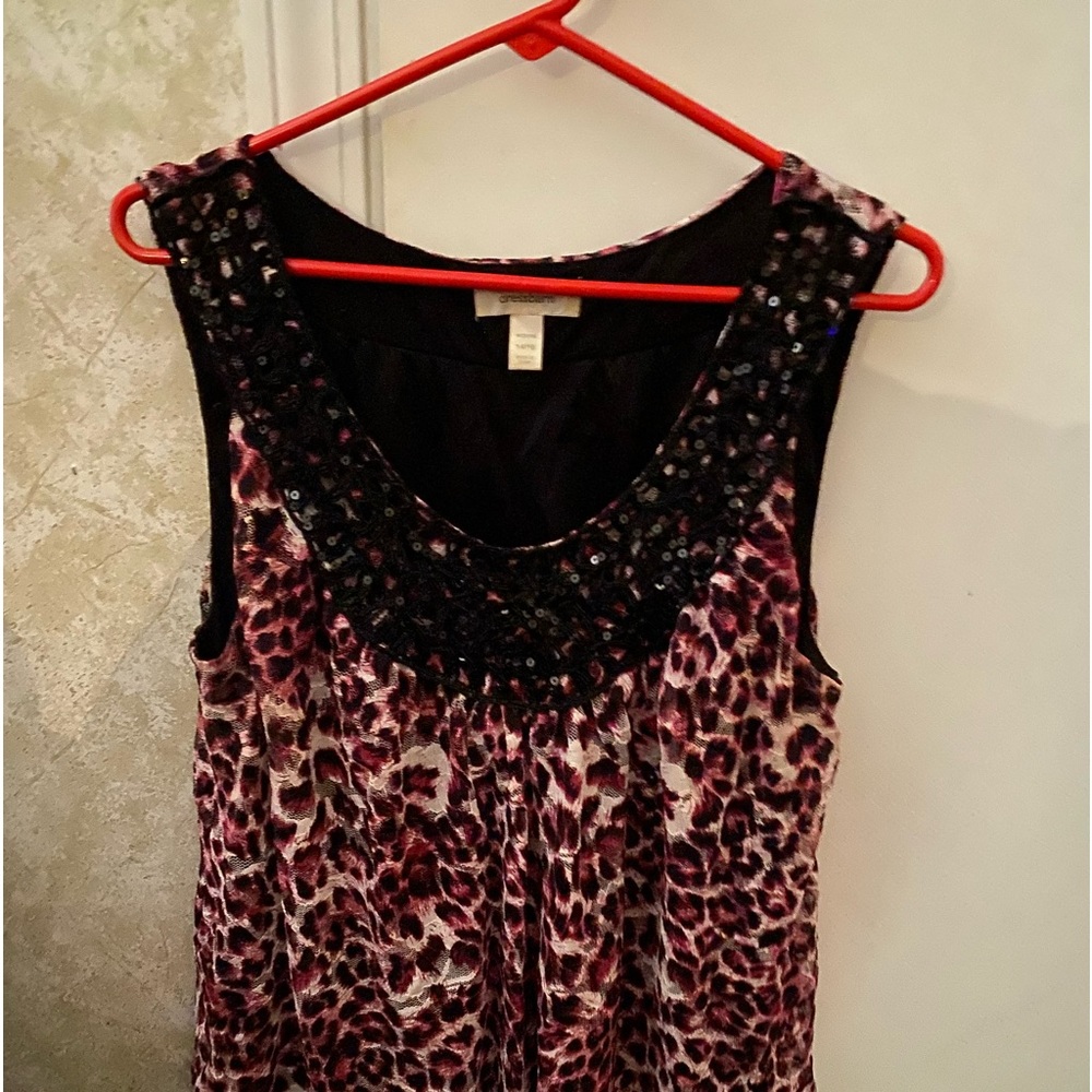 Sleeveless blouse
